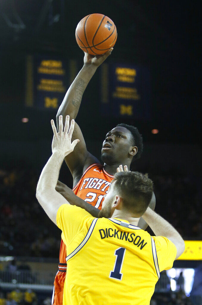 Illinois Michigan Basketball